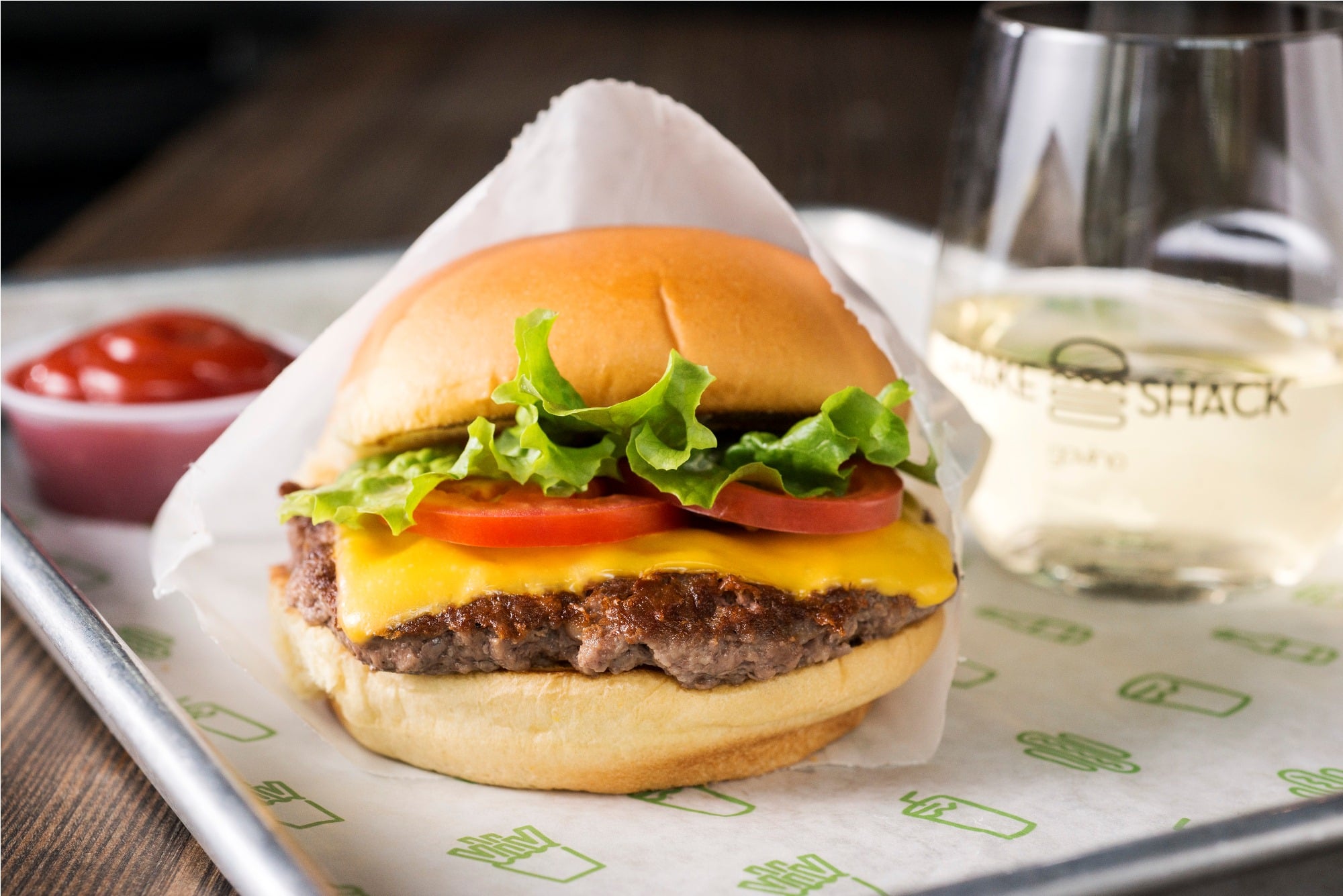 Shake Shack expands to Manila, secures SSI Group partnership