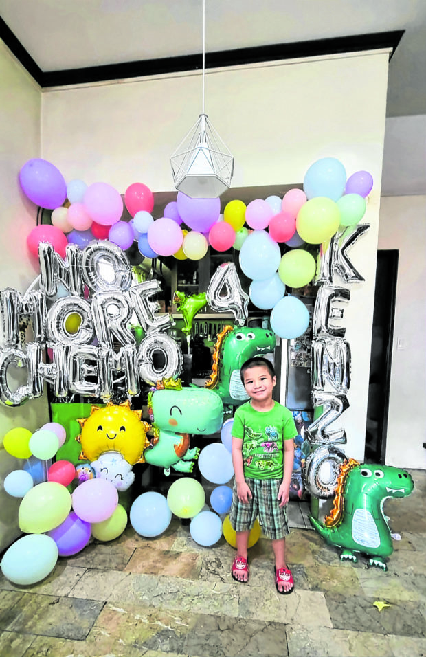 Dinosaurs, chemo and a toddler’s brave fight against leukemia