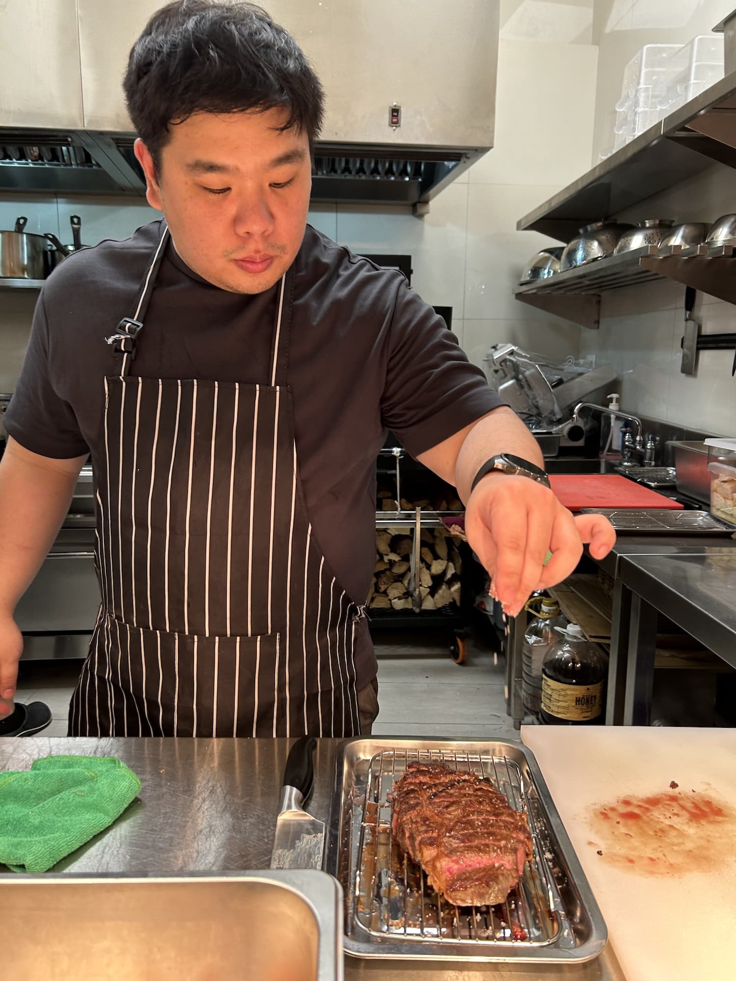Chef Aaron Shiu prepping the bistecca