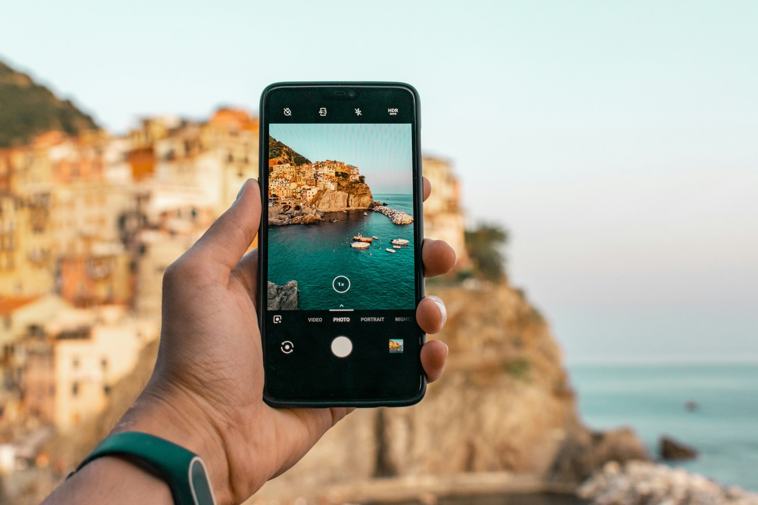 How to instantly elevate your smartphone photos for your Holy Week getaway
